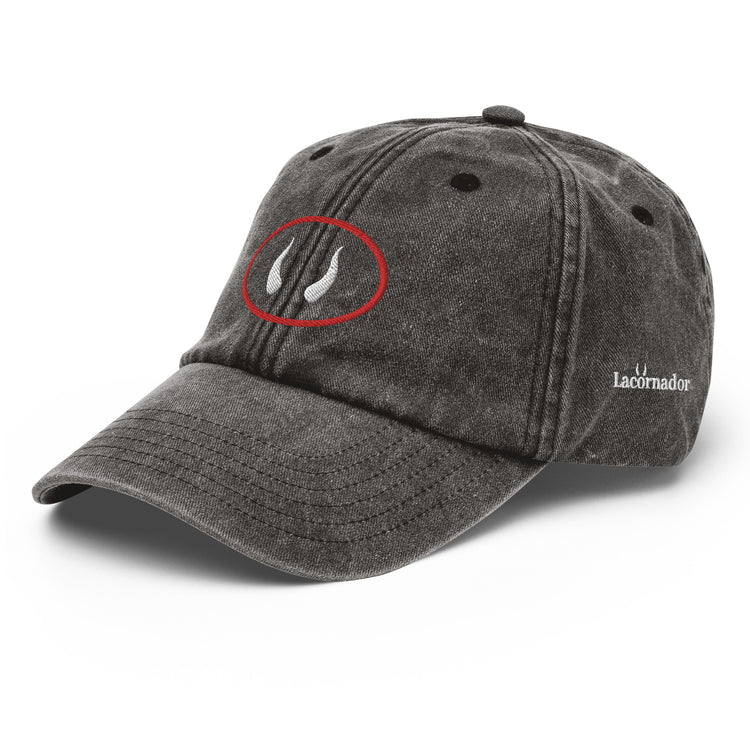 Lacornador® Arenas Embroidered Vintage Cap