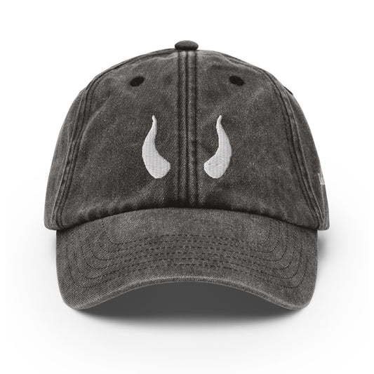 Manade Lacornador® Vintage Embroidered Cap